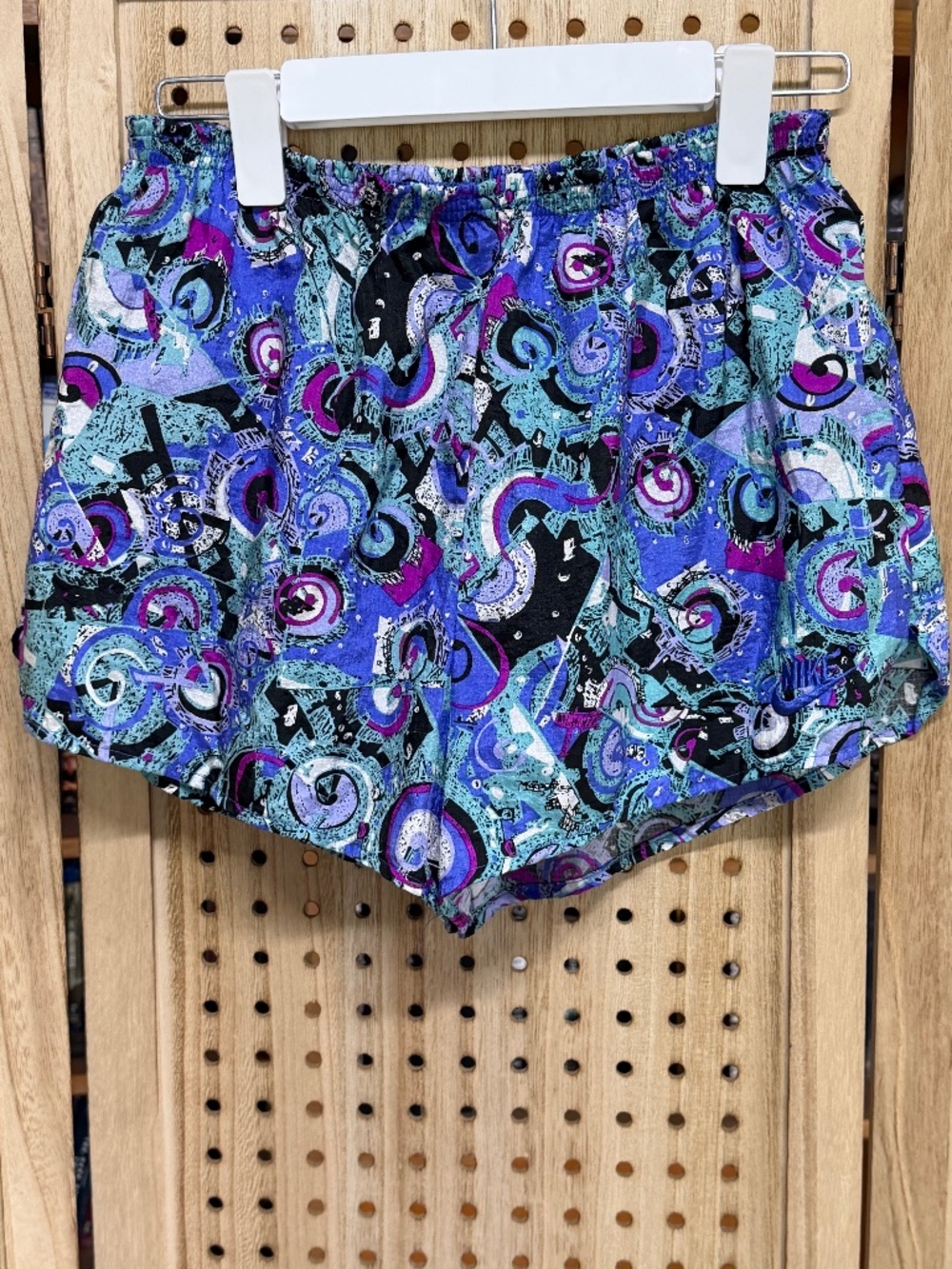 Nike Printed Athletic Shorts Blue Purple Women’s Small